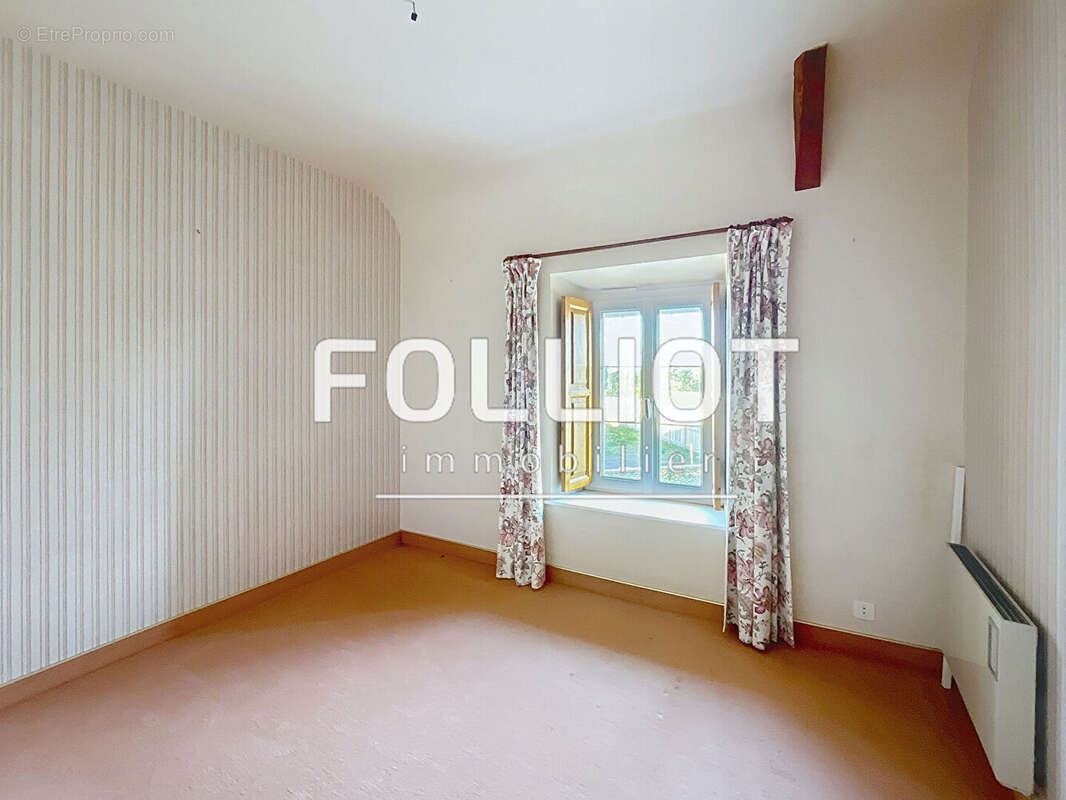 Maison à SAINT-GEORGES-MONTCOCQ