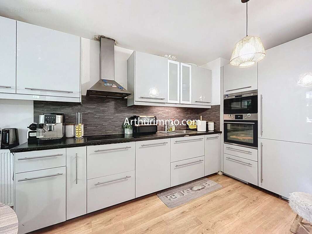 Appartement à LIMEIL-BREVANNES