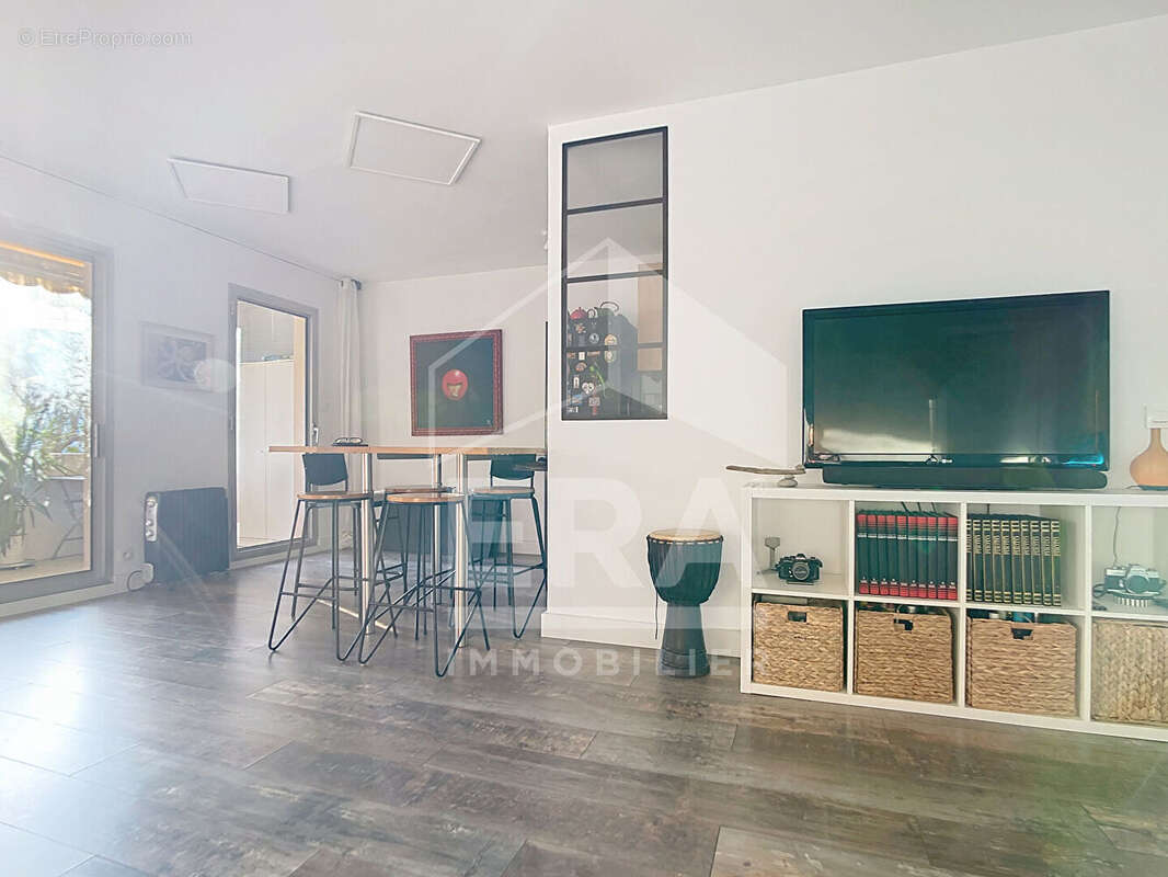 Appartement à MARSEILLE-8E