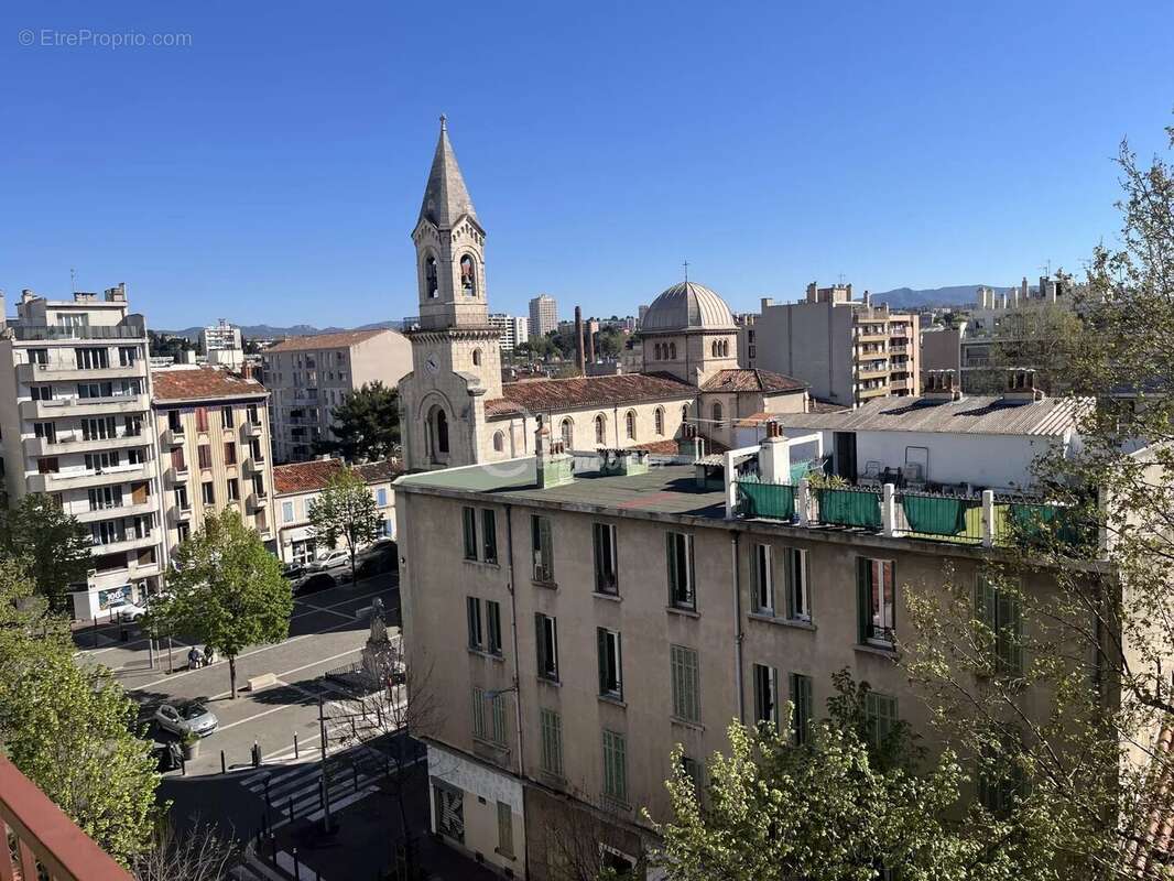 Appartement à MARSEILLE-5E