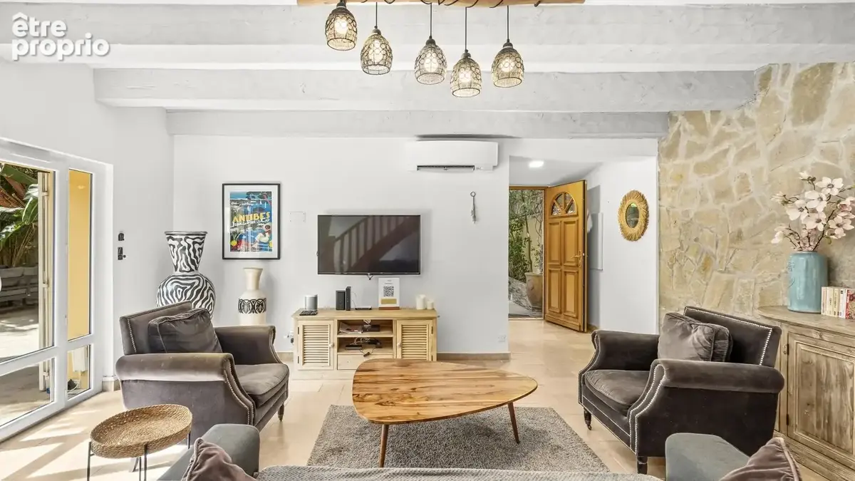 Rare à juan-les-pins – maison indépendante avec piscine à 300 mètres de la mer - photo 10