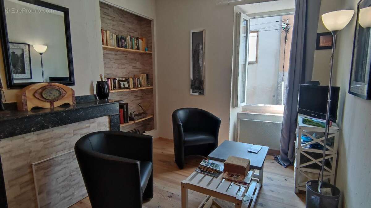 Maison à L&#039;AIGUILLON