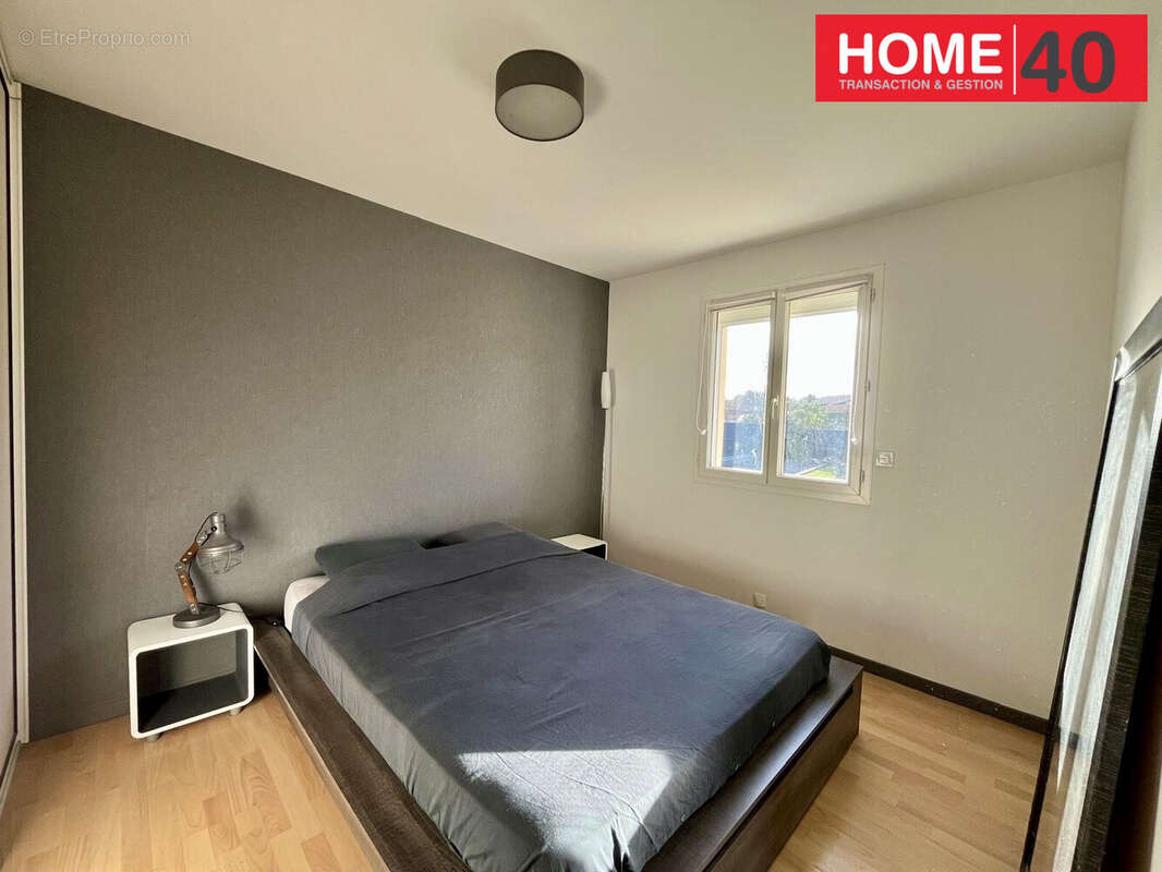 Maison à PARENTIS-EN-BORN