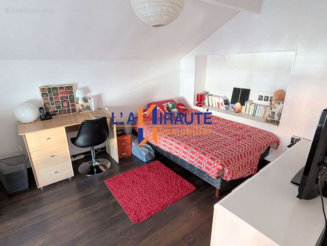 Maison à HOUILLES