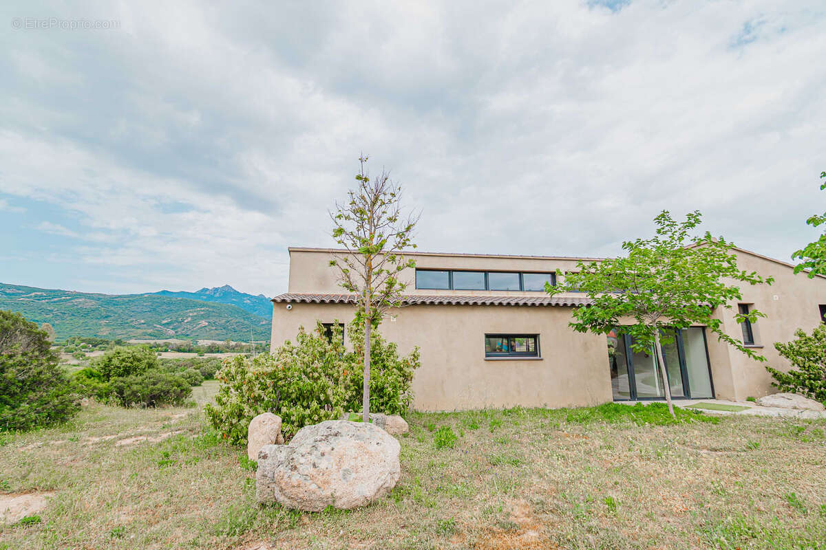 Maison à PIANOTTOLI-CALDARELLO