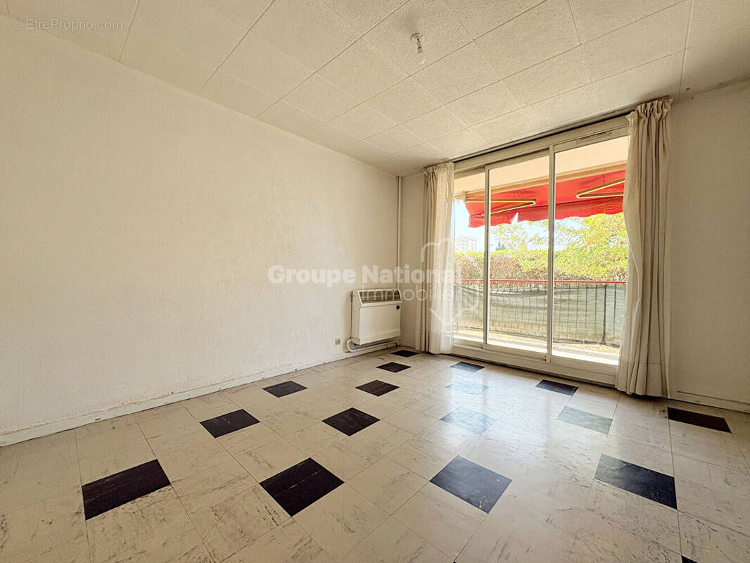 Appartement à SALON-DE-PROVENCE