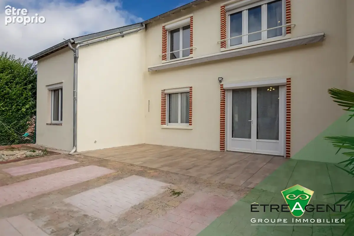 Maison CHATEAUNEUF-EN-THYMERAIS - 115 m² - 5 chambres - photo 13