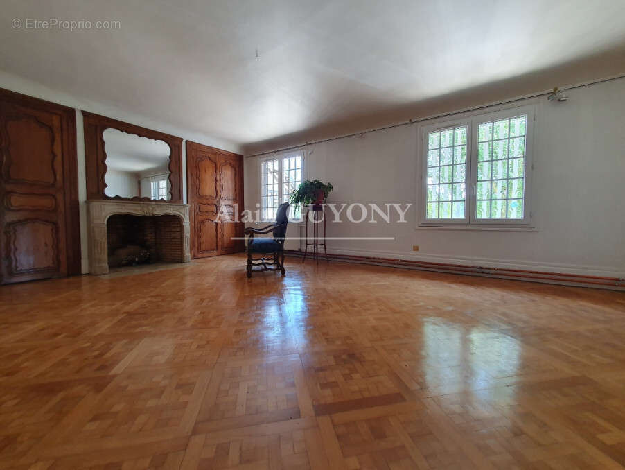 Maison à BOURNEVILLE