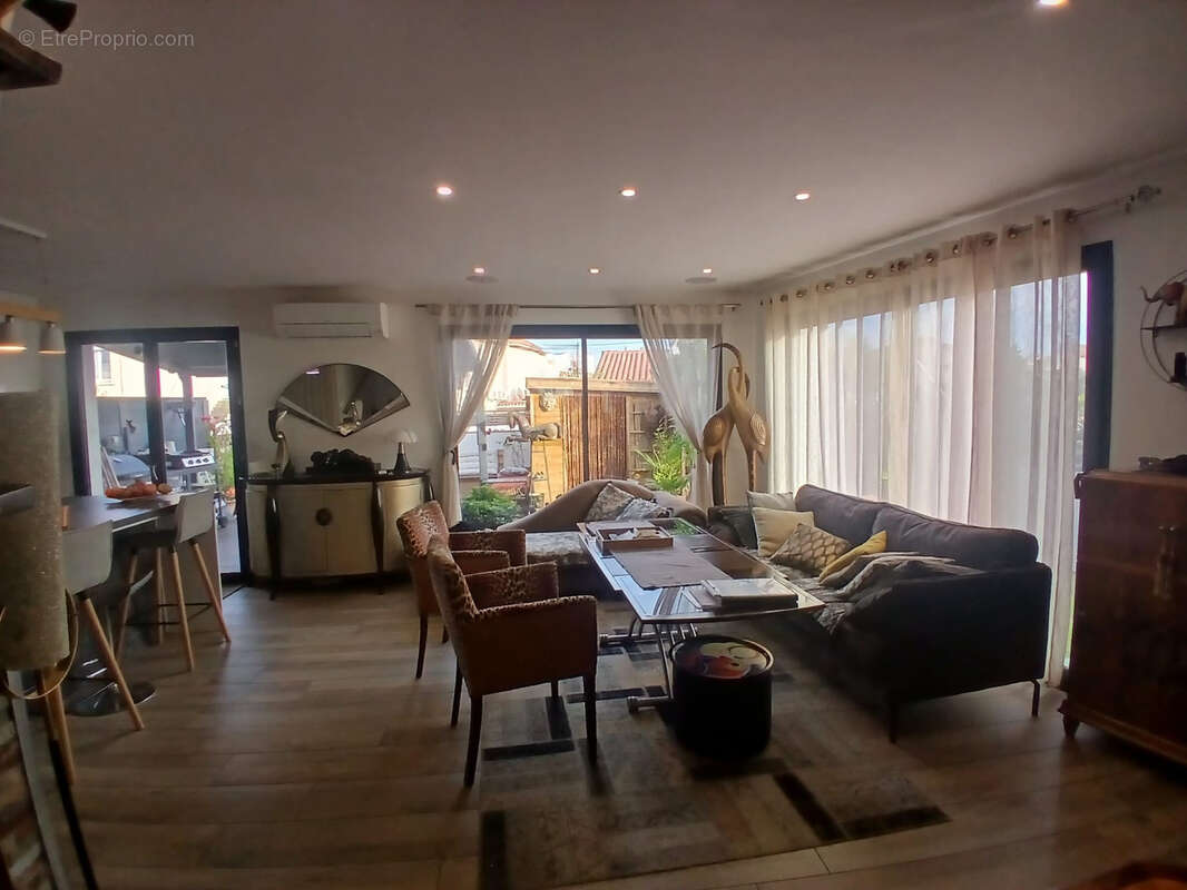 Maison à CANET-EN-ROUSSILLON