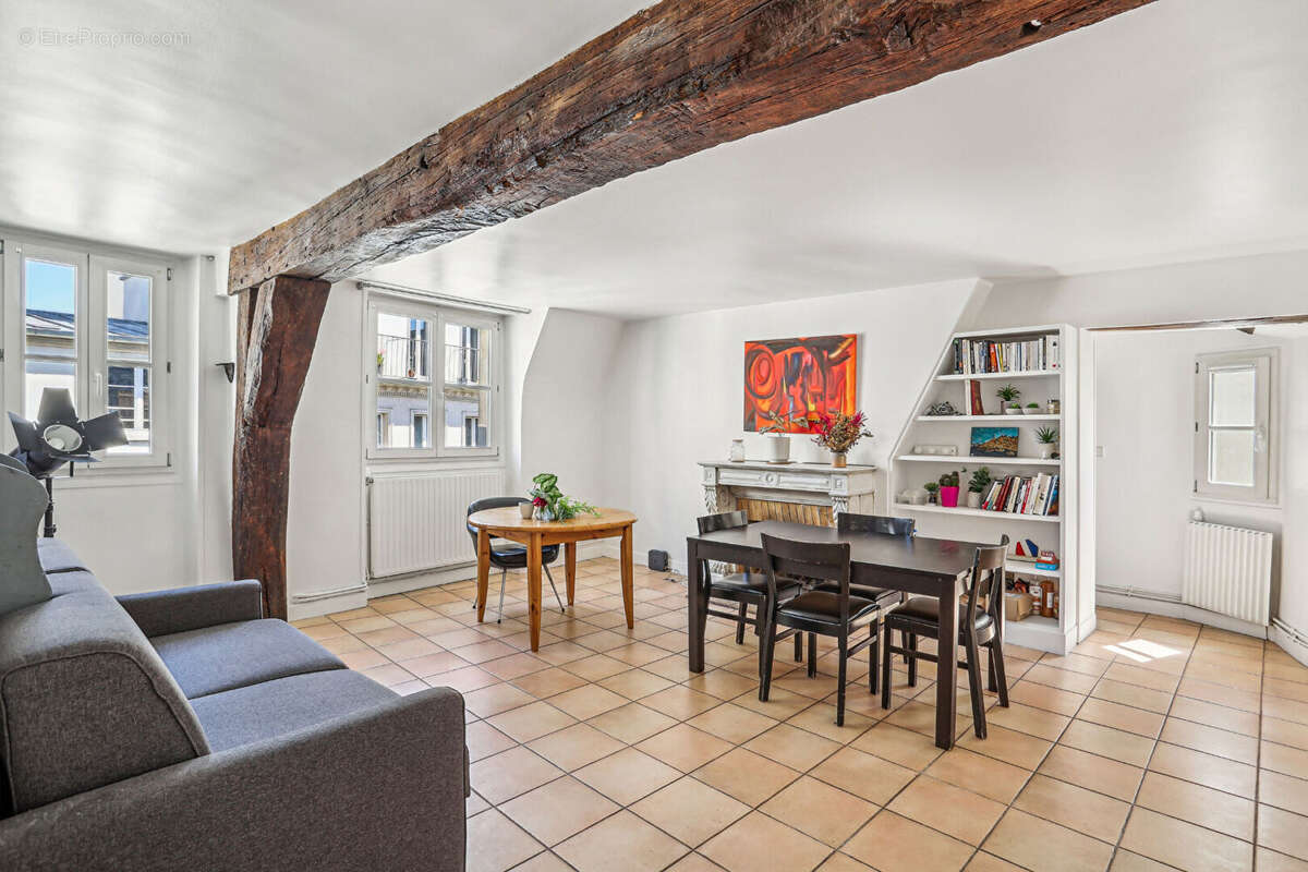 Appartement à PARIS-5E