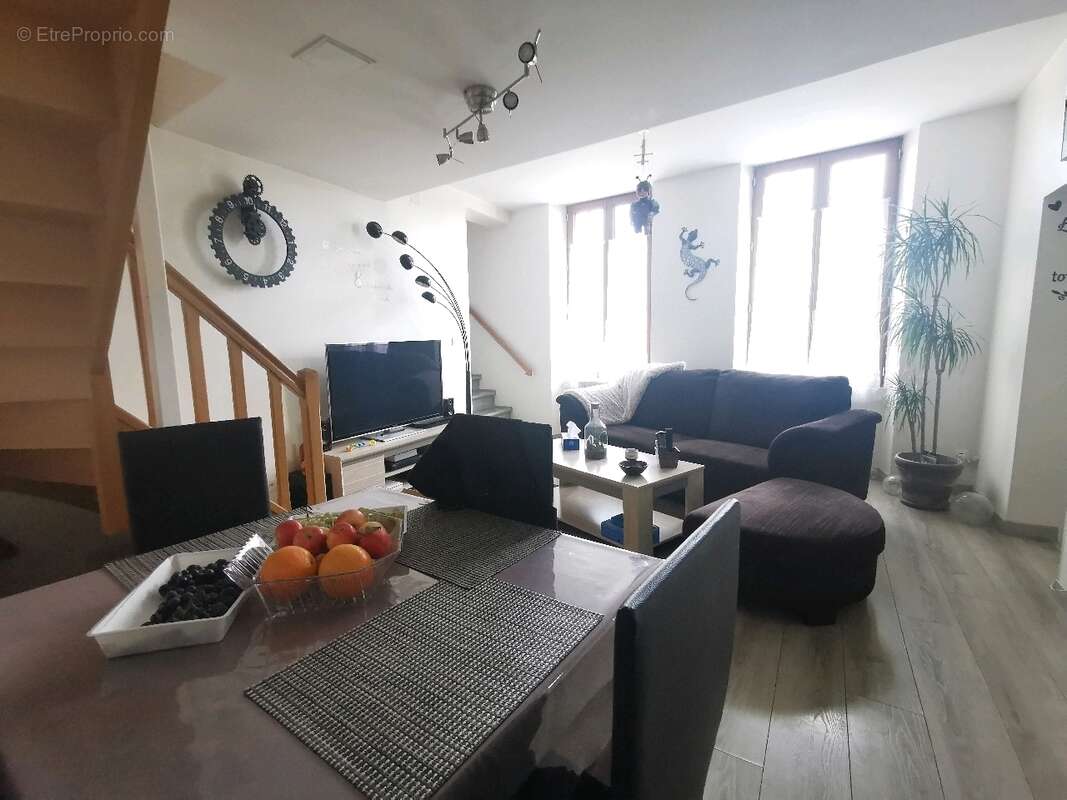 Appartement à MANTES-LA-JOLIE
