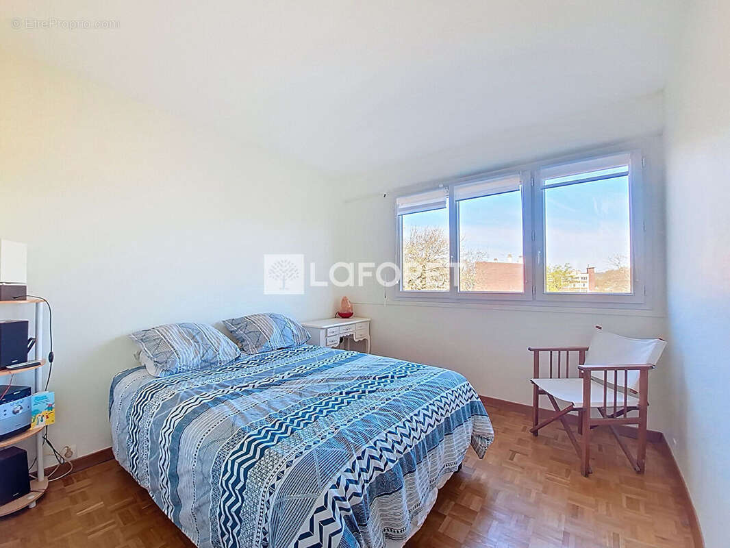 Appartement à VERNEUIL-SUR-SEINE