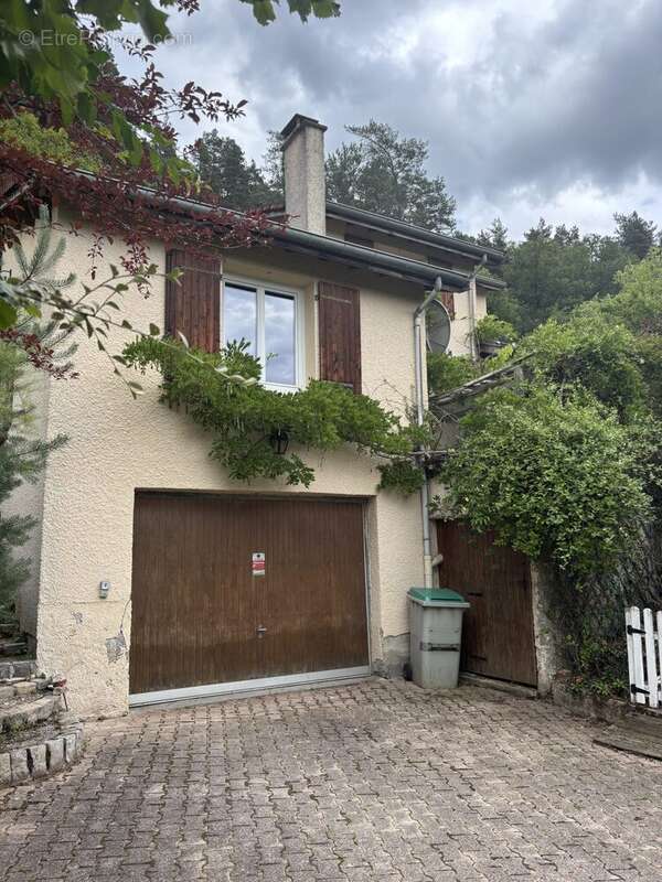 Maison à AUREC-SUR-LOIRE