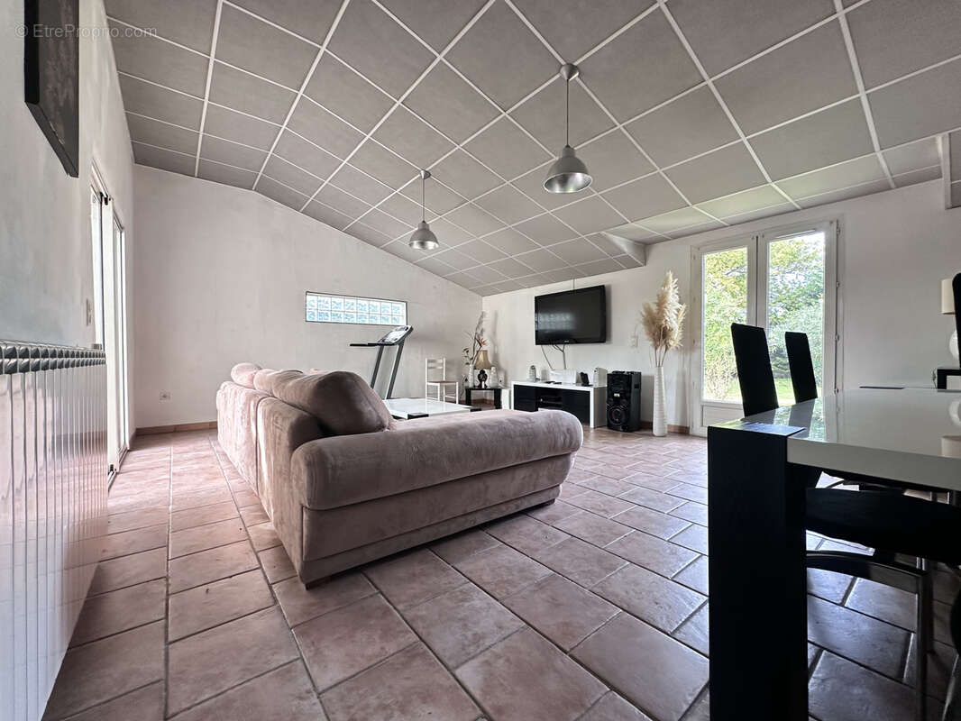 Maison à BEDARRIDES