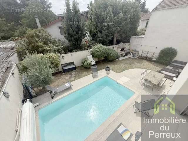 Maison familiale de 160 m2 ha avec piscine chauffée et sous- - photo 2