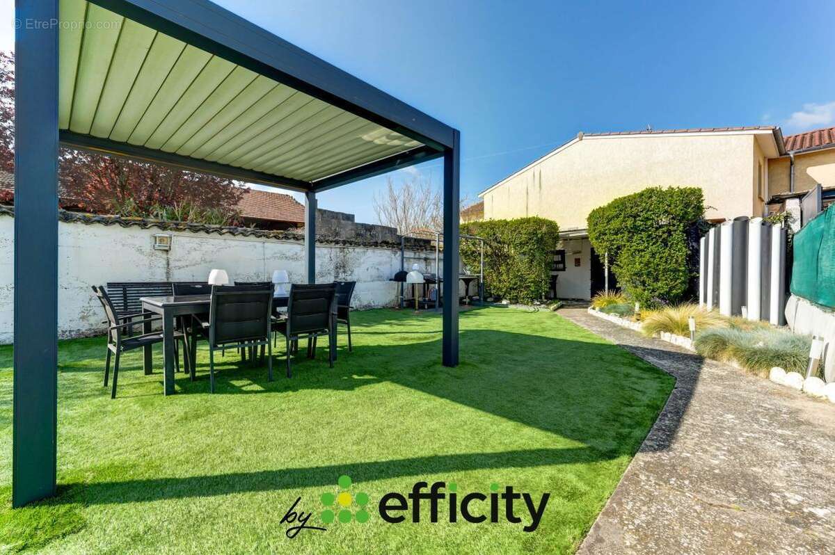 Maison à SAINT-PRIEST