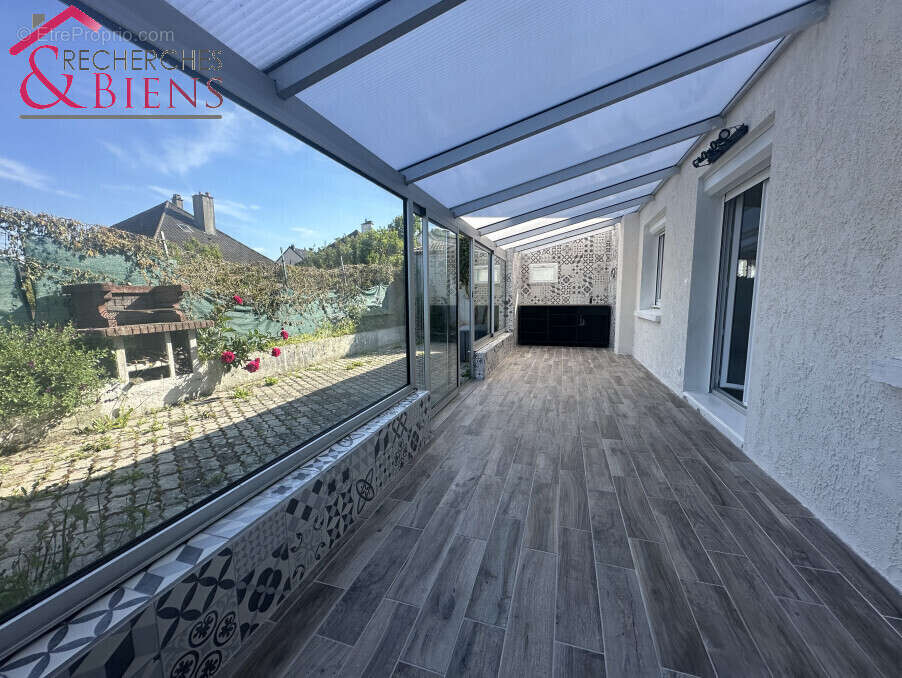 Maison à EQUEURDREVILLE-HAINNEVILLE