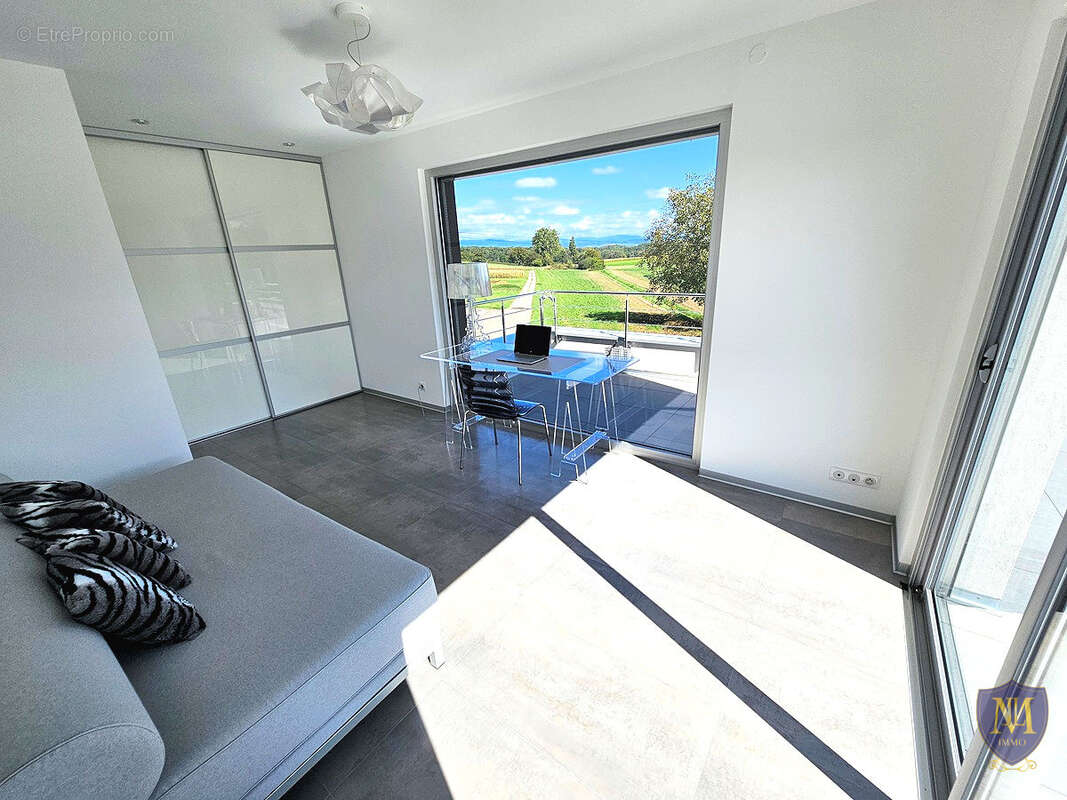 Attenschwiller au calme villa d'exception aux prestations haut de gamme de 260 m2 avec piscine - photo 13