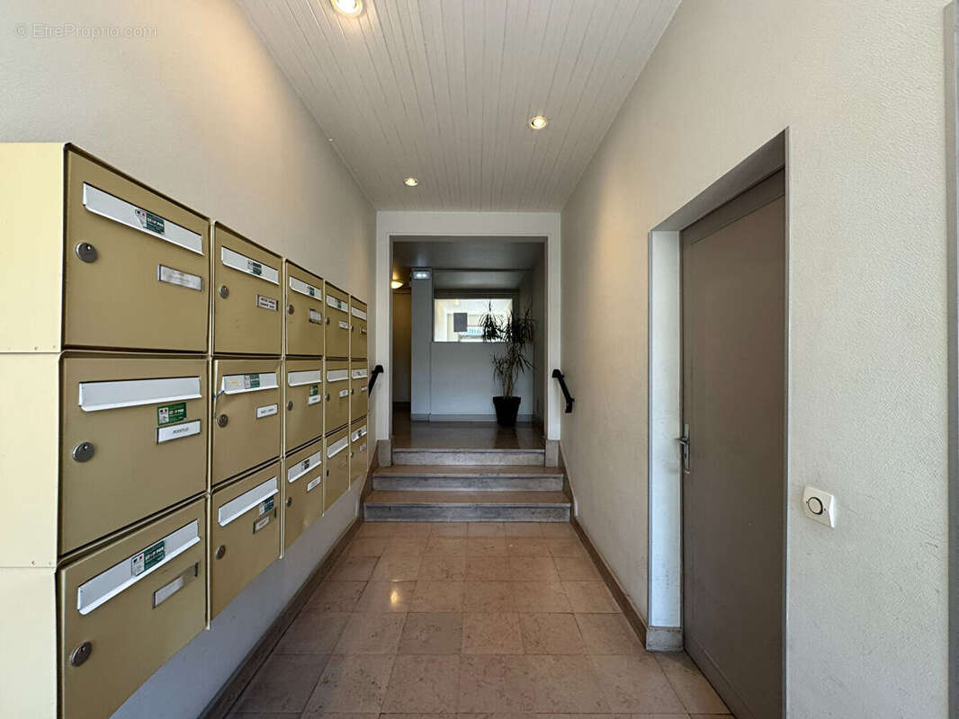 Appartement Reims 4 pièces avec Balcon - 92.74 m2 BOULINGRIN - photo 10