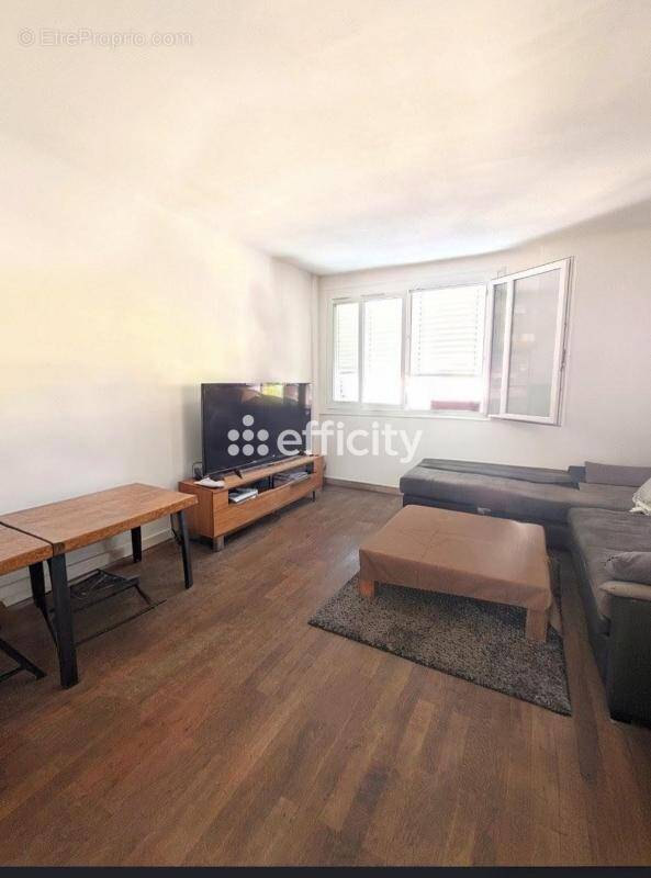 Appartement à LYON-7E