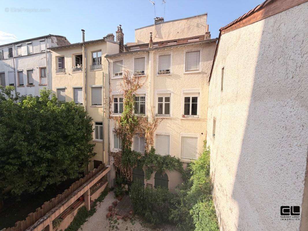 T2 rue jaquard au pied de la mairie - photo 15