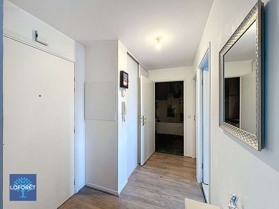 Appartement à CORBEIL-ESSONNES