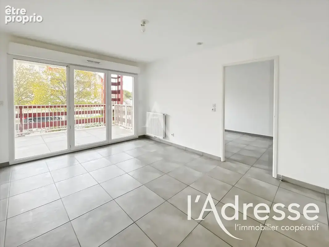 Appartement Saint Cyr Sur Mer - 2 pièces - 38 m2 - photo 2