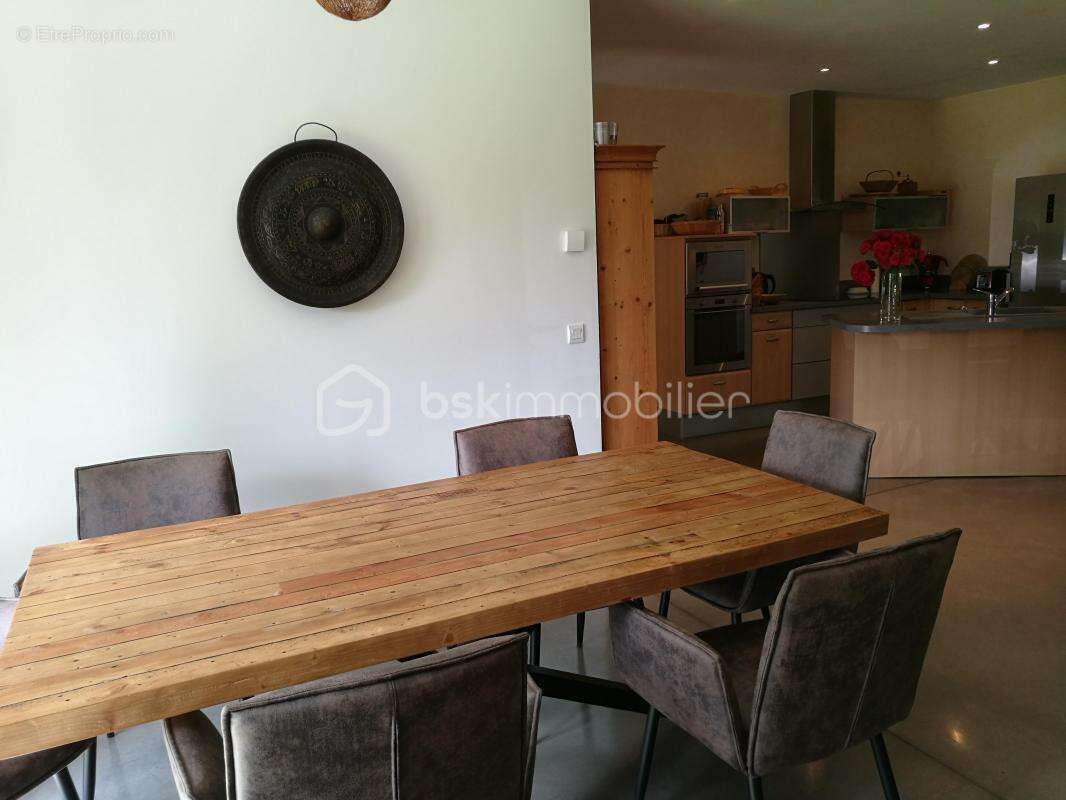 Maison à COISE-SAINT-JEAN-PIED-GAUTHIER