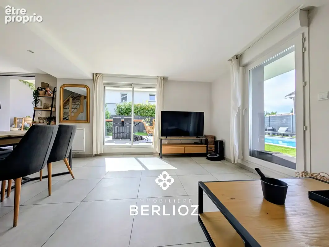 Meylan   limite montbonnot-saint-martin   maison mitoyenne 4 chambres   149 m2 au sol   jardin 300 m2   piscin - photo 11