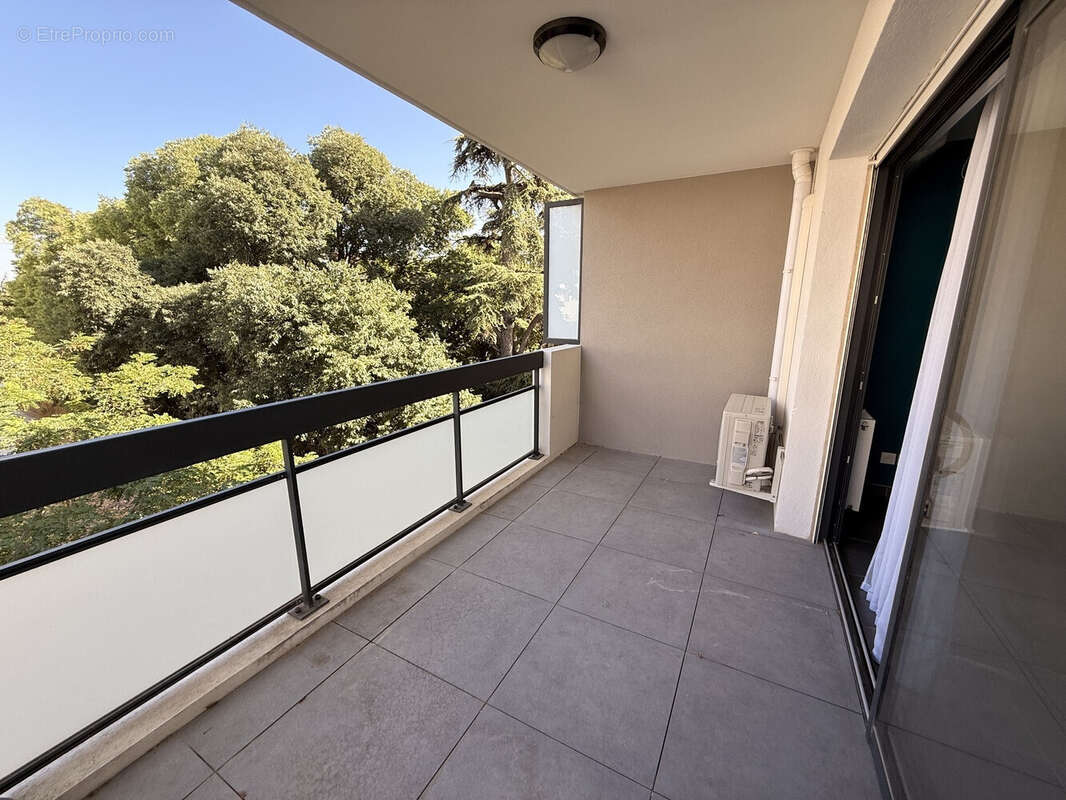 Vente T3 Gaston Berger - photo 3