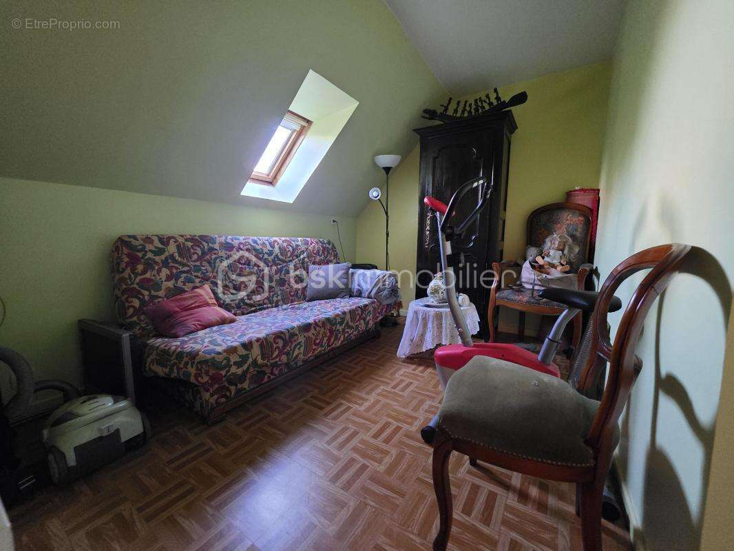 Maison à VILLEMARECHAL