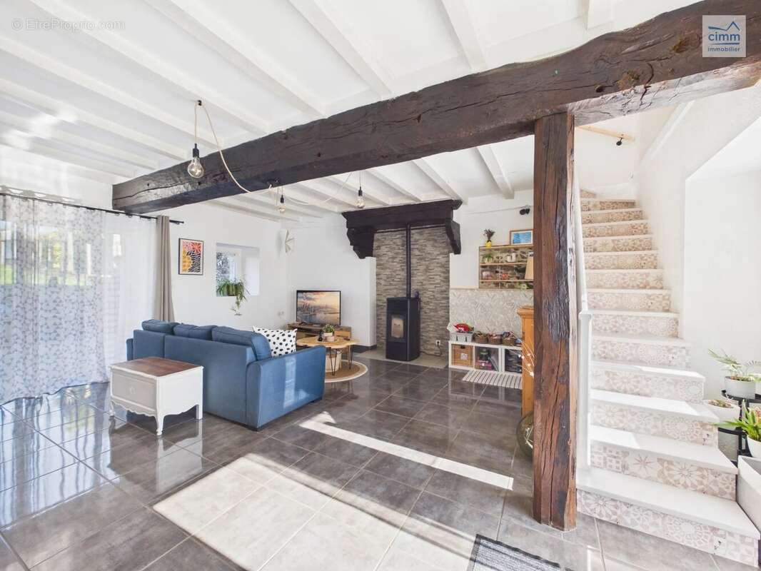 Maison à SAINT-SEGLIN