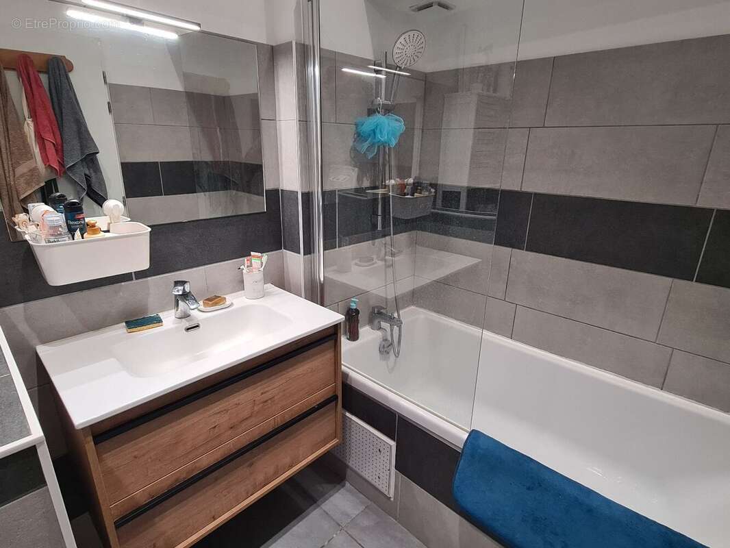 Appartement à GRIGNON