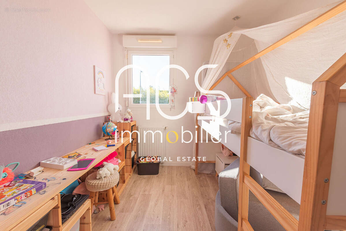 Maison à CHATEAUNEUF-LES-MARTIGUES