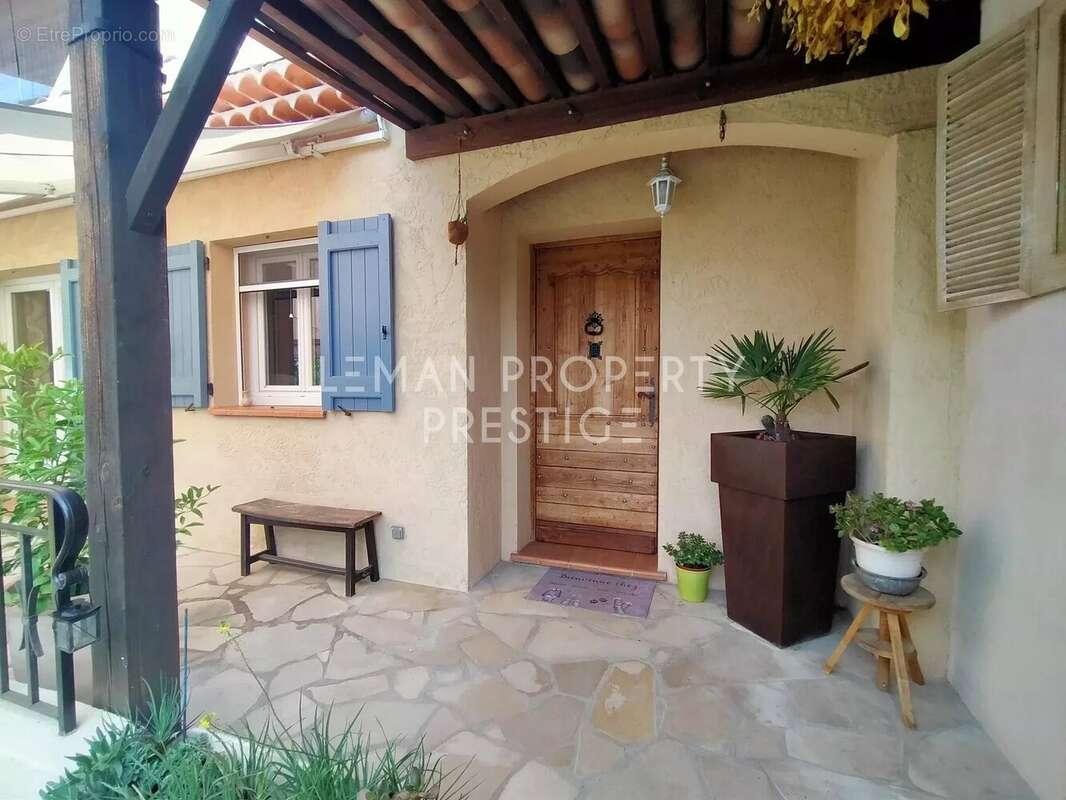 Maison à PEYMEINADE