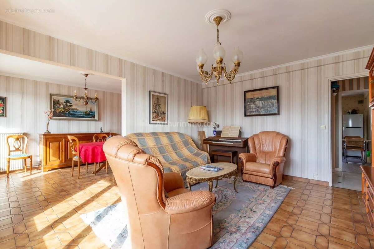 Appartement à THORIGNY-SUR-MARNE