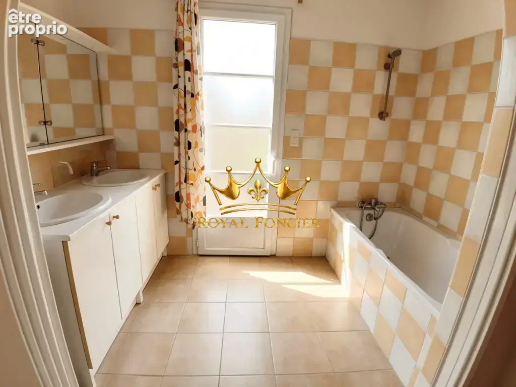 Salle de bain RDC