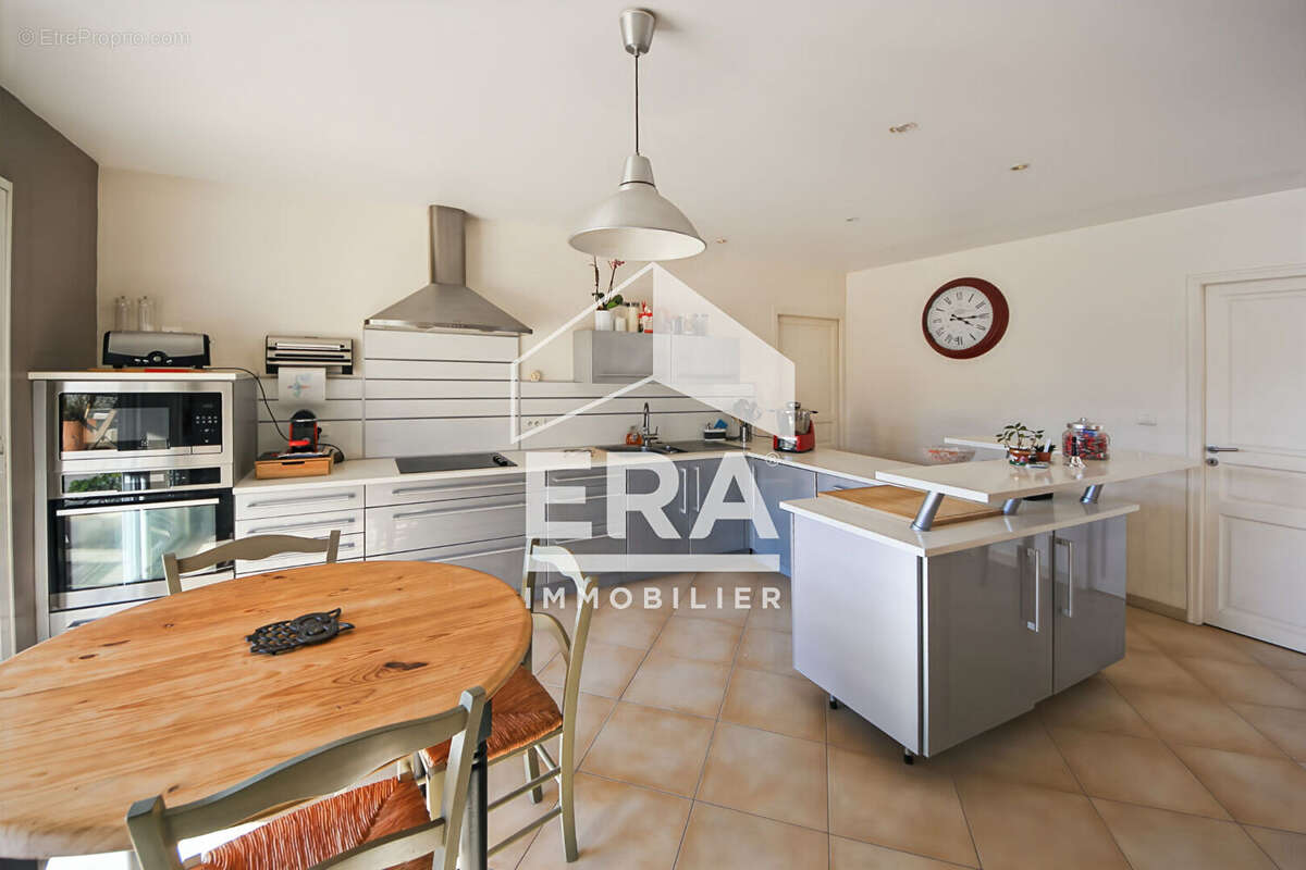 Maison 250m² à eyragues - photo 9