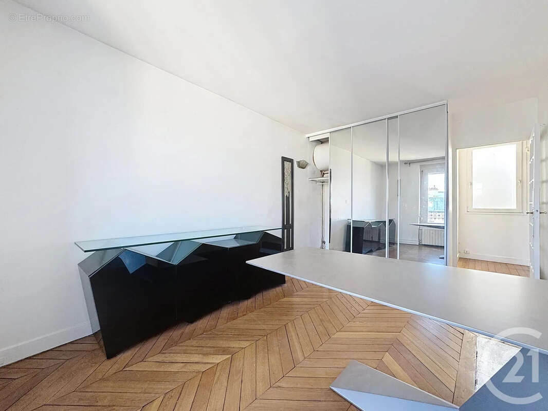 Appartement à PARIS-12E