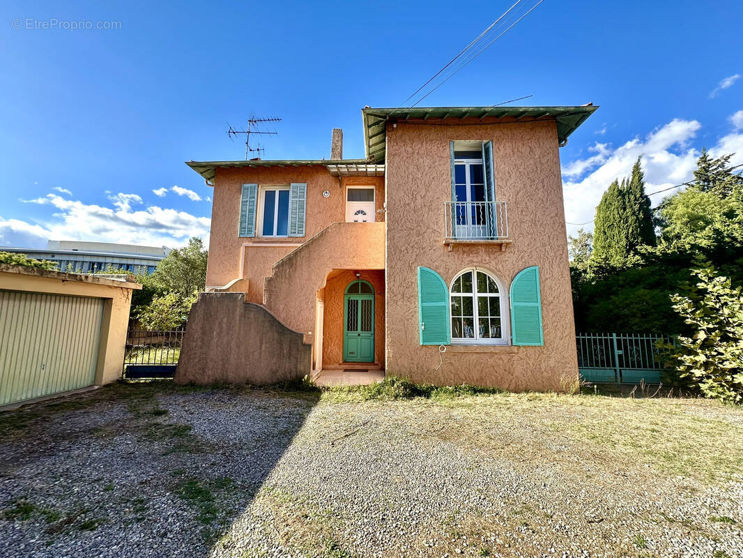 Maison à FREJUS