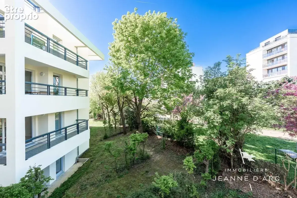 Versailles – Quartier Montreuil - 3 pièce 63,82 m² - Balcon - Stationnement Sous sol - Ascenseur- Cave - photo 10