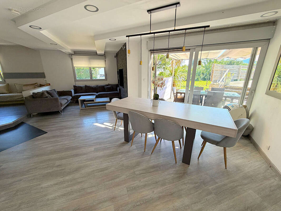 Villa de 156 m²  sur 4 000 m² de terrain - photo 6