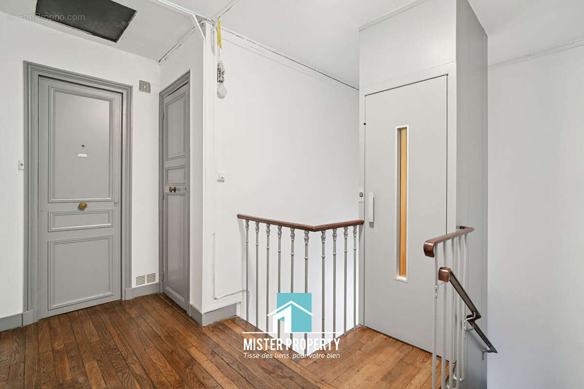 Appartement à NANTERRE