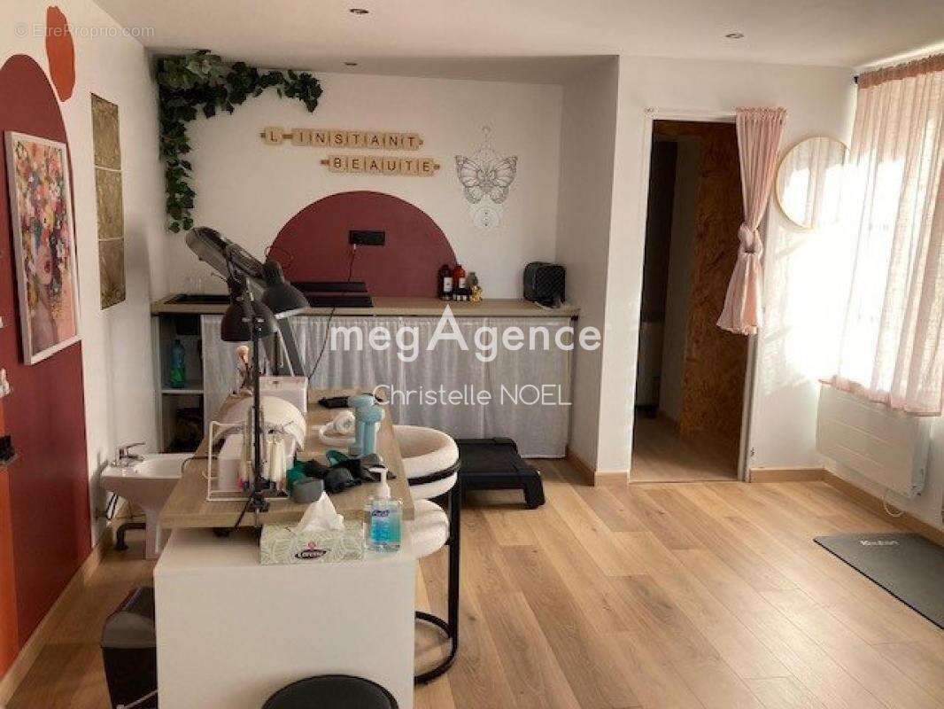 Maison à SAINTE-GEMME-LA-PLAINE