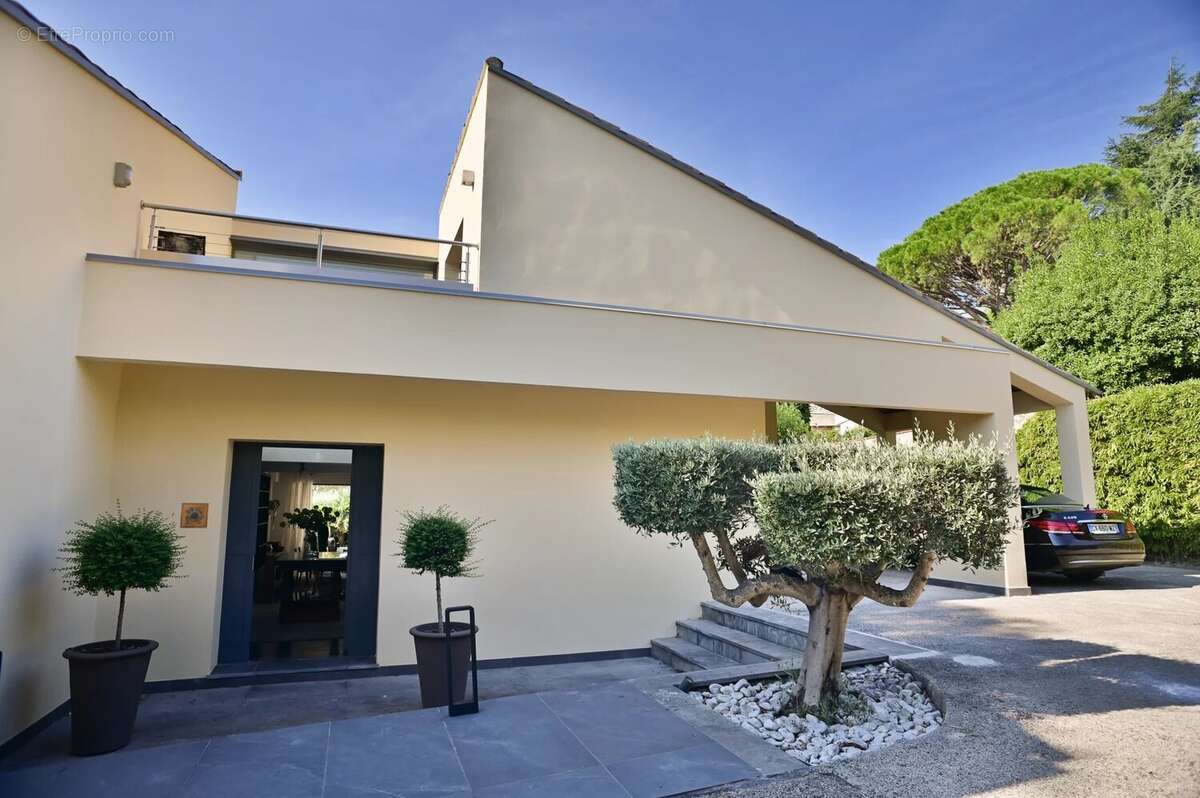 Maison à BIOT