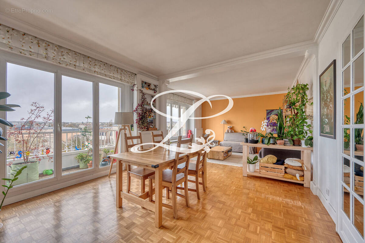 Appartement à MAISONS-LAFFITTE