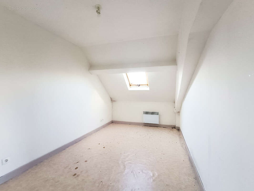 Appartement à MONCHECOURT