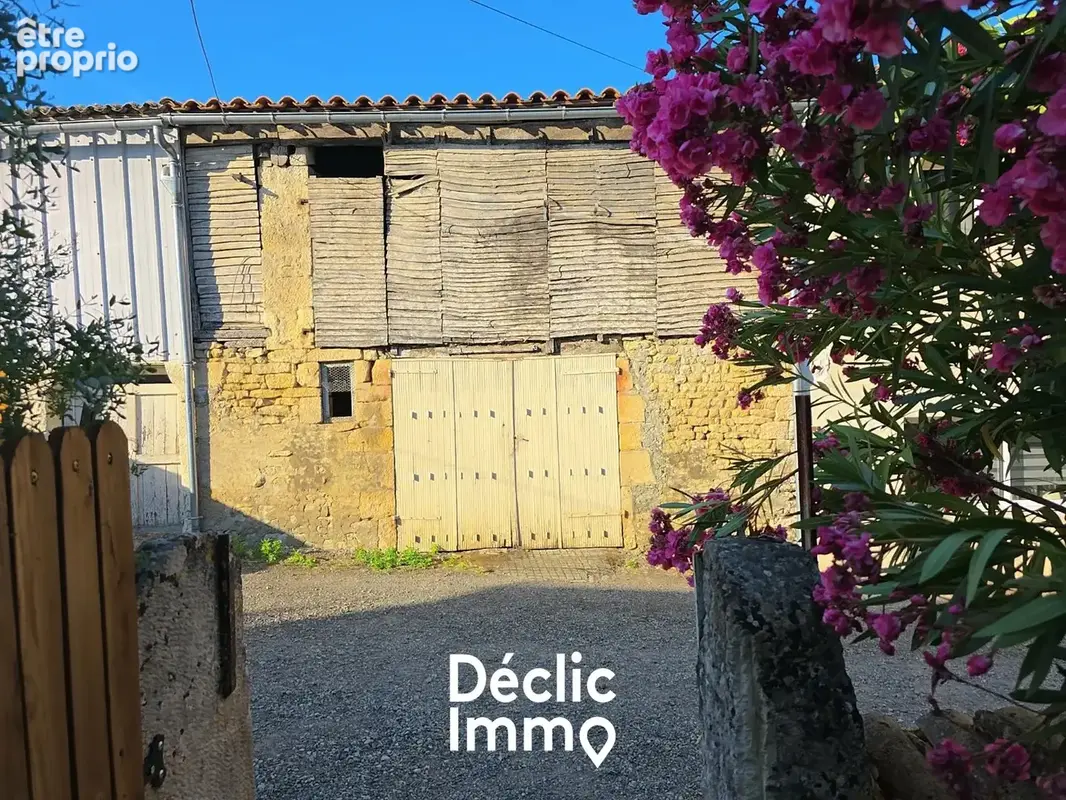 Charmante Maison en Pierre avec Garage et Jardin  A Cherveux - photo 2