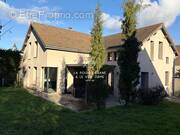 Maison à SAINT-LEGER-EN-YVELINES