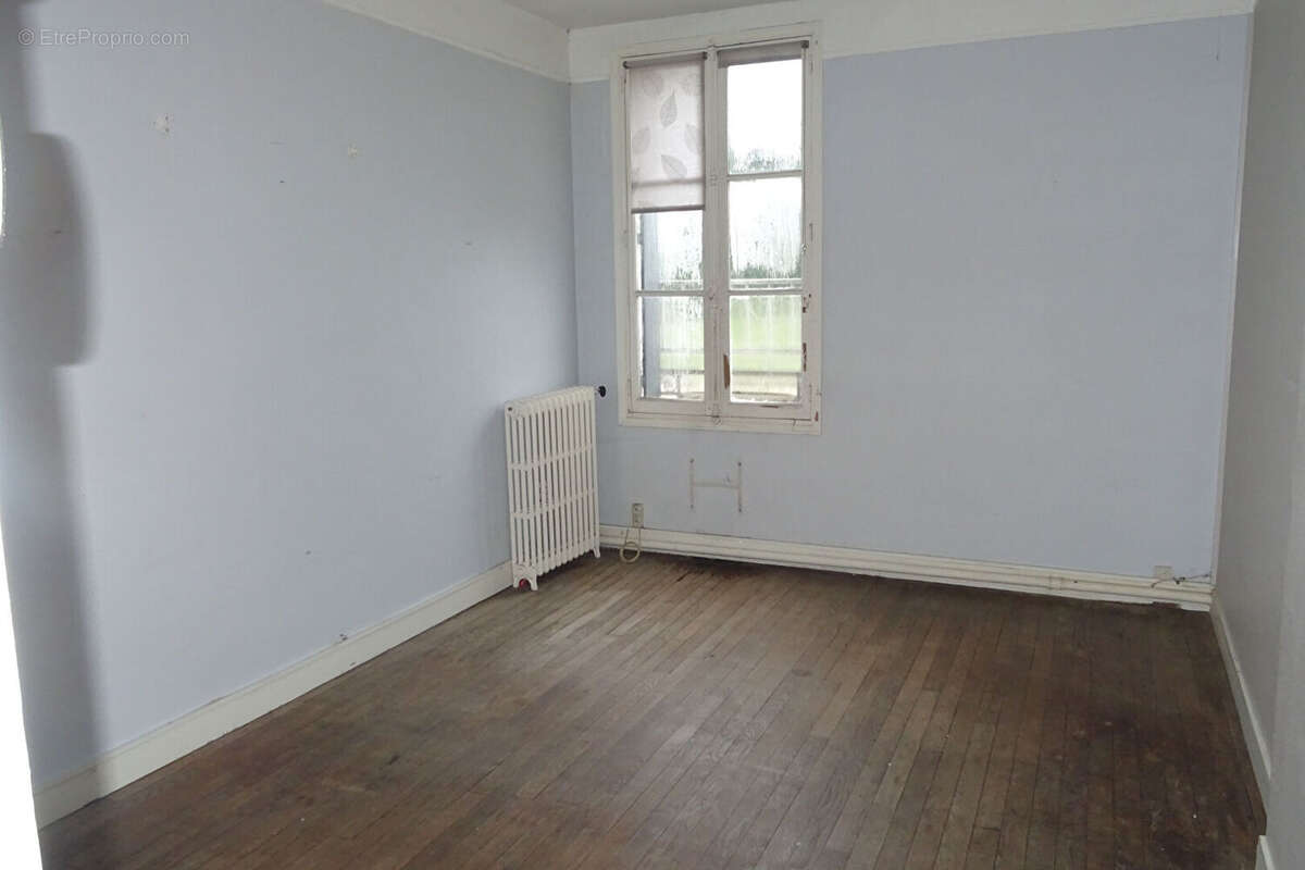 Maison à LA FERTE-BERNARD